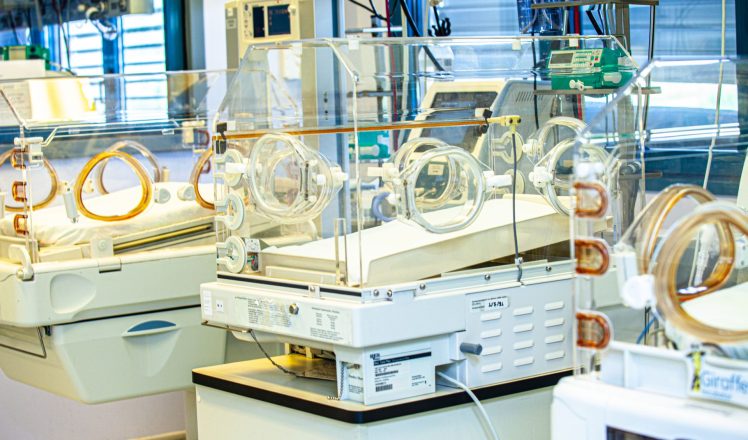 Μονάδα-Εντατικής-Νοσηλείας-Νεογνών